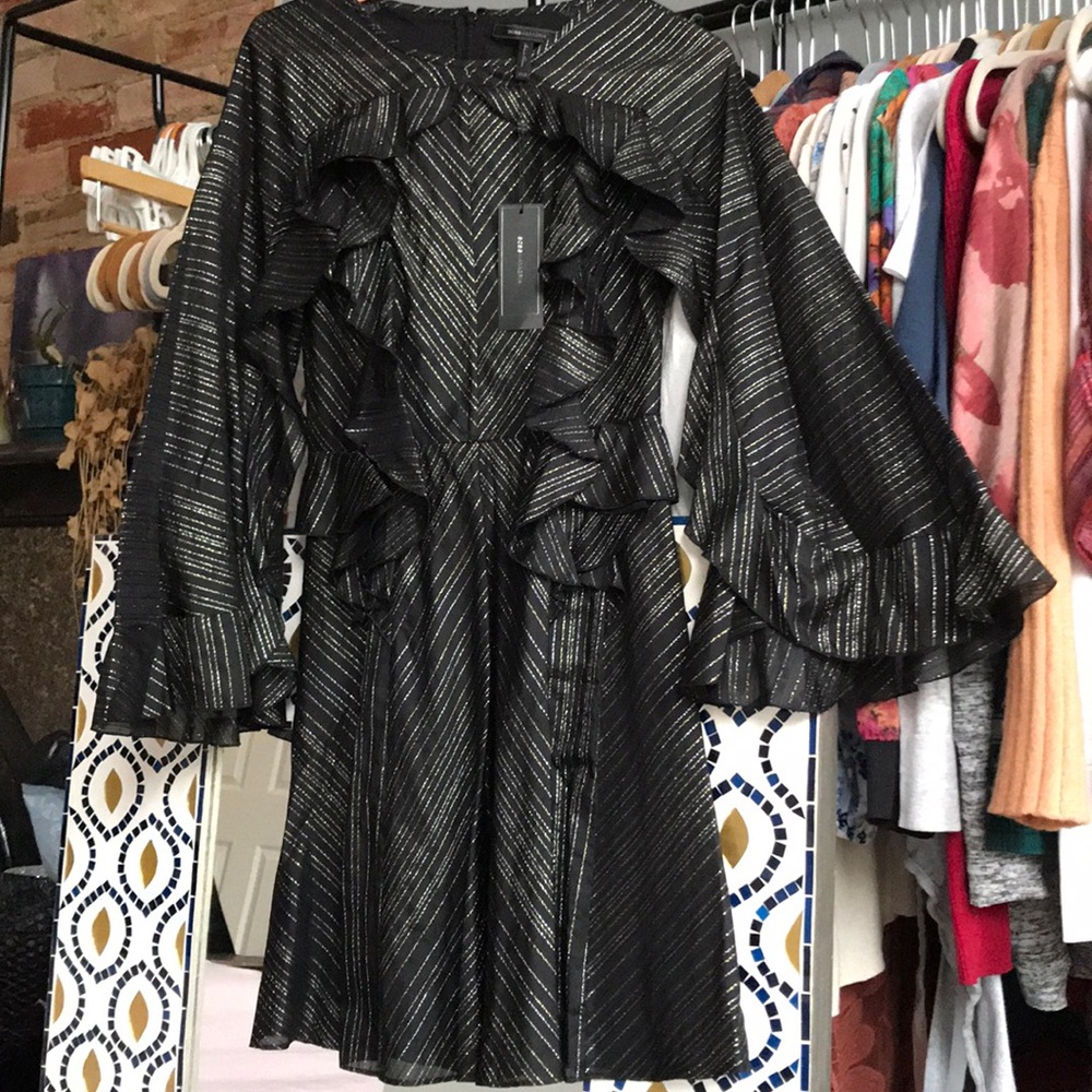 $300 off! 🤩 NWT BCBG MAXAZRIA metallic ruffle cocktail dress FITS LIKE SM! - Picture 5 of 8